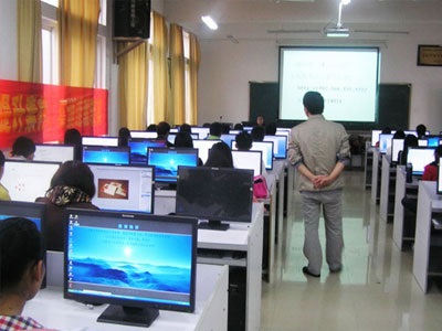 練車時(shí)什么態(tài)度，考試時(shí)什么運(yùn)氣！